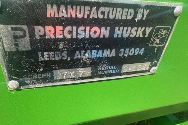 Precision Husky 7 x 7 Chip Screen